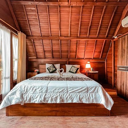 Gayatri Bungalows Batununggul エクステリア 写真
